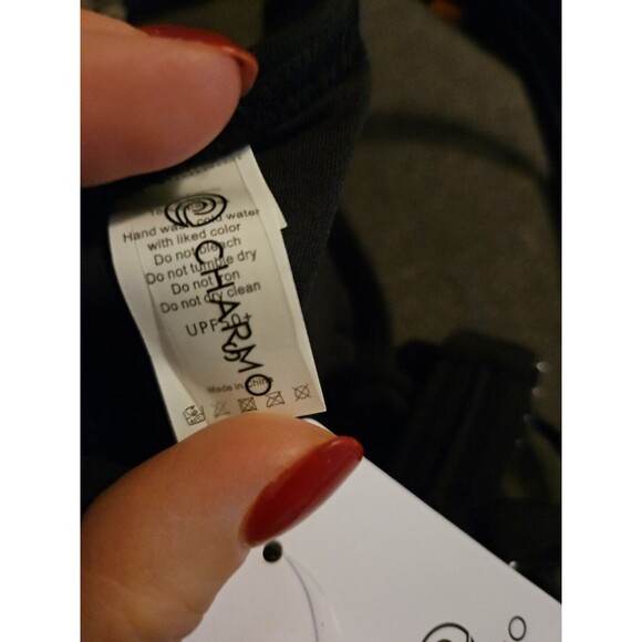 Charmo Black Bikini Top Women's Small UPF 50+ V-Neck and Tie Knot Strap NEW - Picture 4 of 5